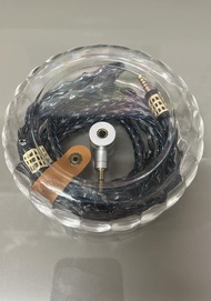 [限量1條](聖誕節特別產品)[泰國耳機升級線系列](星空 ท้องฟ้าเต็มไปด้วยดวงดาว)泰國人獨特使用(三元合金:石墨希+雙銅合金)+(金銀銅)，8絞耳機升級線0.78-4.4平衡