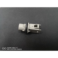 HONDA SR3 / SR4 / SO3 / SO4 / S10 HEAD LAMP SOCKET (STANLEY 9306) 34303-SS1-003