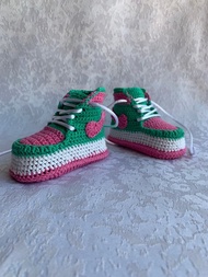 Nike Jordan 嬰兒靴運動鞋 Jordan 1 鉤針編織鞋淋浴