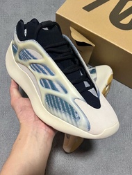 adidas originals Yeezy boost 700 V3