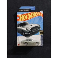 Hot Wheels Aston Martin 1963 DB5 Mattel Mainline Diecast 1:64 Includes Protector