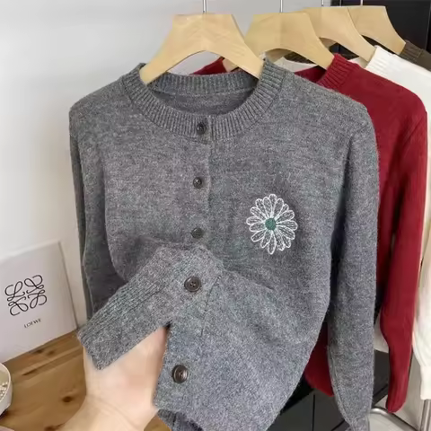 Korean Fashion Ladies Button Single Breasted Little Daisy Embroidery Cardigan Sweater Women Winter S