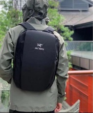 Arcteryx 始祖鳥 刺繡logo blade 28 背包 户外機能28L