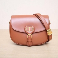Dior Bobby 中號 22 褐色 皮革C 金扣 2020