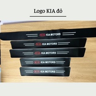 Bộ 5 Miếng Dán Chống Trầy Xước BC2 Bảo Vệ Bậc Cửa Và Dán Cốp Ô Tô Bằng Sợi Carbon Bền Đẹp