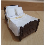 Classic Brown Bed Set Sylvanian Families Doll House Furniture Accessories