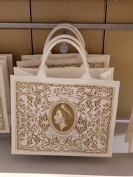 英國代購 英國直送 倫敦 Harrods Bag 英女皇 紀念 限量 經典 系列 環保袋 單肩包 手挽包 環保物料 環保手袋 單孭手袋 手袋 手挽袋 手挽包 手提包 購物袋 返工袋 OL 上班族 單肩
