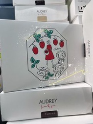 🔥 現貨 ，即日元朗交收🔥  ✈️ 日本🇯🇵直送 ✈️ 東京限定  AUDREY的人氣 No.1🥇「GLACIA （グレイシア） 草莓花束餅乾 8枚入