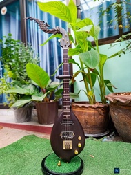 พิณไฟฟ้าไม้แต้ดำไม่ต่อคอ ไม้ท่อนเดียว บอดี้งานน้ำมัน 3 สาย 15 เฟรต 2 PU(R-TECH+Wilkinson)