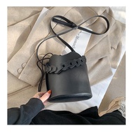 Tas Selempang Serut GD35253 Drawstring Sling Bag Cewek Tabung Modis Import