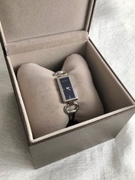 【VintageShop solo 日本直送中古包專賣店】GUCCI 古馳 腕錶 銀色 不鏽鋼 119 vintage 中古 復古 wzzdan