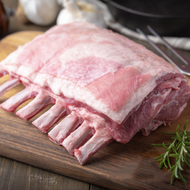 Fletcher Lamb Rack Cap On Bone In Approx 1kg เฟลตเชอร์ ซี่โครงแกะติดกระดูก ขนาดประมาณ 1 กก.