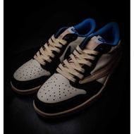 JORDAN 1 LOW TRAVIS SCOTT "FRAGMENT"