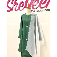 Kurung Riau Laraa in Emerald Green