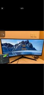 Samsung 曲面電競螢幕
