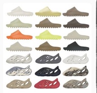  Adidas Yeezy Slides/Yeezy Foam Runner