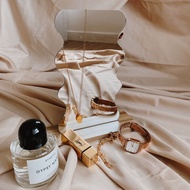 INS Irregular Mirror Dressing Table Makeup Cosmetic Wooden Mirror