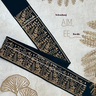 Aimee Embroidered Obi Shawl