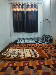 Pangsapuri m² dengan 4 bilik tidur dan 1 bilik mandi peribadi di Bazar Chowk (Mathura Vrindavan Gok