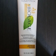[CLEARANCE ] MATRIX BIOLAGE DEEP SMOOTHING CONDITIONER 300ML