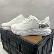 HOKA ONE ONE Arahi 7 白色