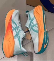 Asics  novablast 5  女裝運動鞋  size 38
