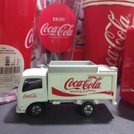 Coca cola route truck (isuzu EIF)  takara tomy tomica No. 105