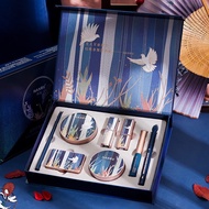 Makeup set 8 Piece.full antique makeup set