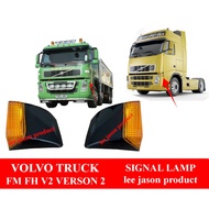 J103S14 VOLVO TRUCK FM FH V2 VERSON 2 SIGNAL LAMP