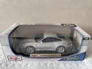 Maisto 保時捷 911 Carrera 4S 模型車