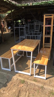 โต๊ะไม้พาราประสานขนาด 60X110x75cmและเก้าอี้ยาว30x110x45cmมี2ตัวรวม 3ตัวชุดราคา3990 ..เคลียบนแลคเกอร์