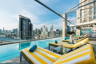 โรงแรมอครา กรุงเทพ (Akara Hotel Bangkok)