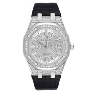Audemars Piguet Audemars Piguet Royal Oak (Reference 15452BC.ZZ.D019CR.01). A white gold diamond-set