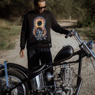 Crewneck Anniversary 8th Black Old Division CN Anniversary 8th BK