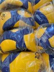 Mikasa V300w $1000/5個