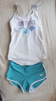 Arena 白色泳衣配藍綠色泳褲 Size 30