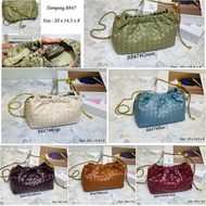 SLING BAG CODE B-847 UK 20 CM