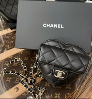 Chanel 22s 愛心腰鏈包