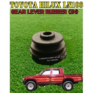 LN106 TOYOTA HILUX 4x4 GEAR LEVER COVER RUBBER (IN )