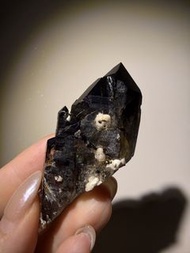 馬拉威煙晶 與霓石長石共生 Smoky Quartz and Aegirite from Malawi