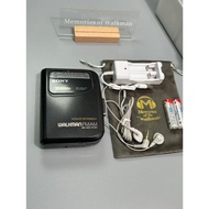 Sony WM-FX301 Walkman (Classic Breadbox), FM/AM Radio + Auto Reverse