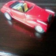 Jual diecast mobil warna merah bekas (tidak ada merk)