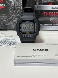new with receipt warranty 全新行貨有單有保養 Casio G-Shock G-5600UE-1DR Tough Solar太陽能電子手錶 超輕防水防震運動計時鬧鐘運動手錶 w