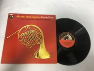 Herbert von Karajan – Mozart Horn Concertos LP ขนาด 12 นิ้ว