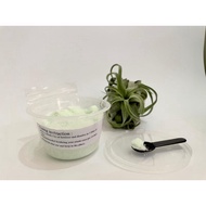 Fertilizer NPK 21-21-21 boost the growth of plantation (Air plant/Orchid)