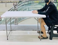 4FT HEAVY DUTY WHITE FOLDING TABLE