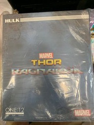 MEZCO ONE:12 HULK