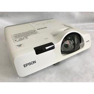EPSON EB-530短焦投影機3200流明全新燈泡,亮度強+真短距HDMI,支援無線網路投影互動投影USB傳送投影