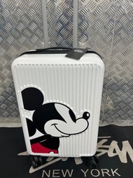 Disney 20 inch luggage for handcarry ；Disney 20 寸行李箱 55 x 35 x 22cm