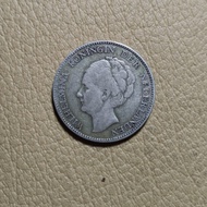 Coin perak Wilhelmina 1 Gulden tahun 1929. Berat 9.89 gram. Harga 110.